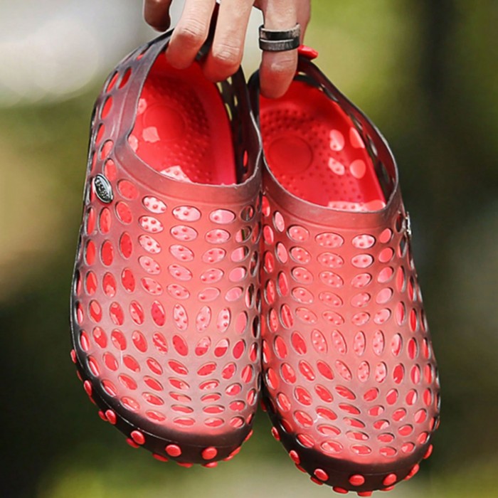 Rubber Mate Couple Clogs Red Rubber Mate Couple Clogs Red