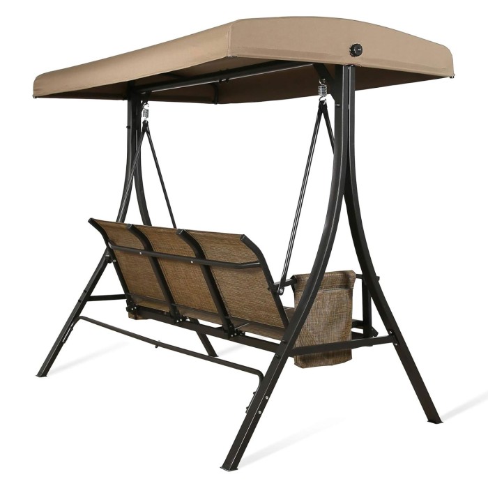 Relaxing Outdoor Three Seat Swing Relaxing Outdoor Three Seat Swing