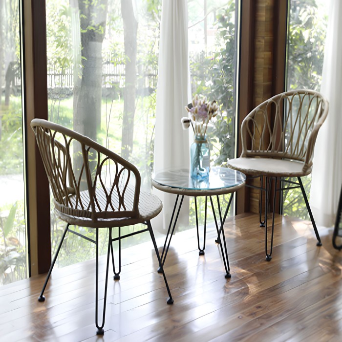 Outdoor Chairs and Table Set Outdoor Chairs and Table Set