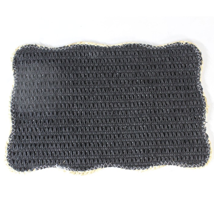 Charming Straw Placemat Charming Straw Placemat